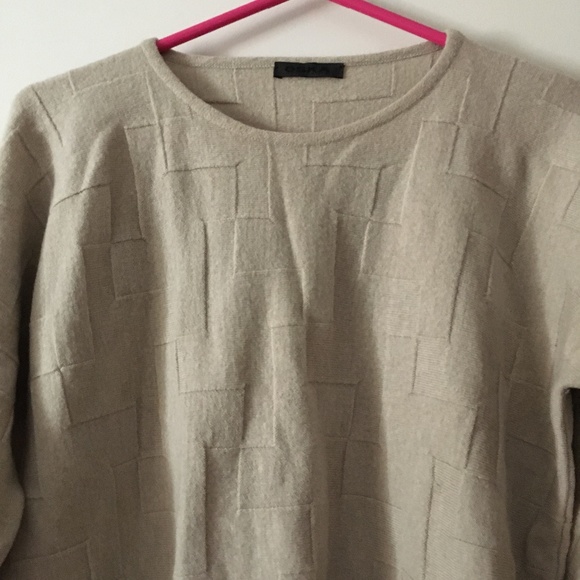 OSKA Oatmeal Beige Wool Textured Sweater II M/L - Picture 2 of 6